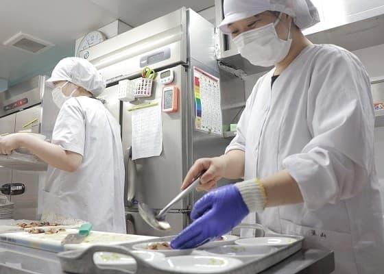 このえ雑色小規模保育園で給食責任者の正社員の求人 栄養士