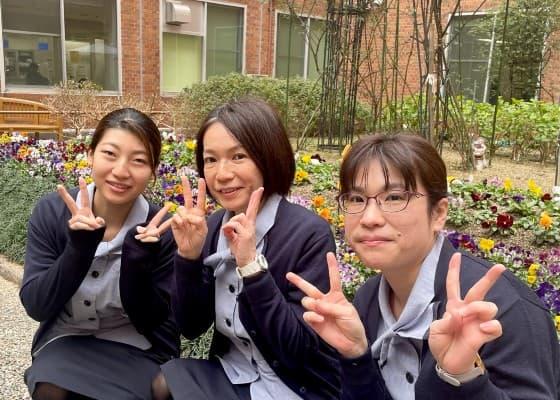 近畿大学病院で医療事務診療科受付の契約社員の求人 