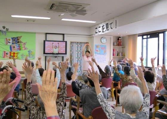 地域密着型デイサービス ほがらか南太田で介護福祉士の正社員の求人 