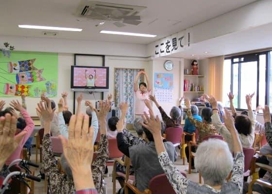 地域密着型デイサービス ほがらか南太田で介護管理職施設長・所長の正社員の求人 