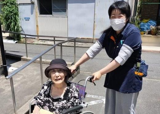 グループホーム やすらぎの里中野新町で介護職員（ヘルパー）の正社員の求人 