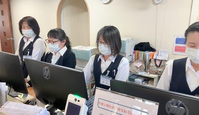先輩や仲間と一緒に働ける安心の空間★