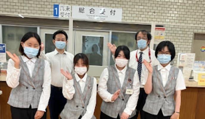 チームワーク抜群◎和気あいあいと働いてます♪