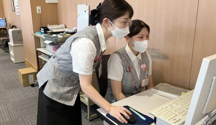 分からないことはスグ相談!頼れる先輩がいます♪