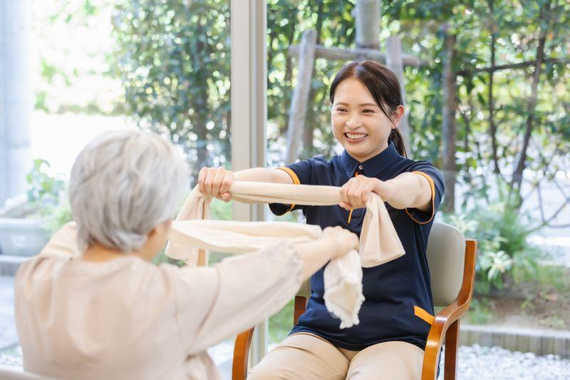 笑顔の接客経験が活かせる★デイサービスのお仕事♪