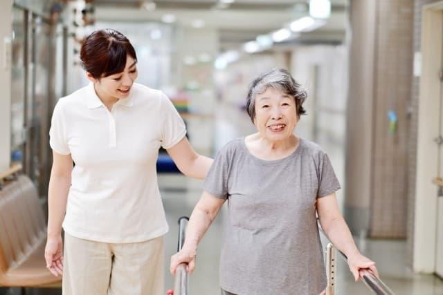 短期入所療養介護(医療型ショートステイ)とは|短期入所生活介護との違いも解説