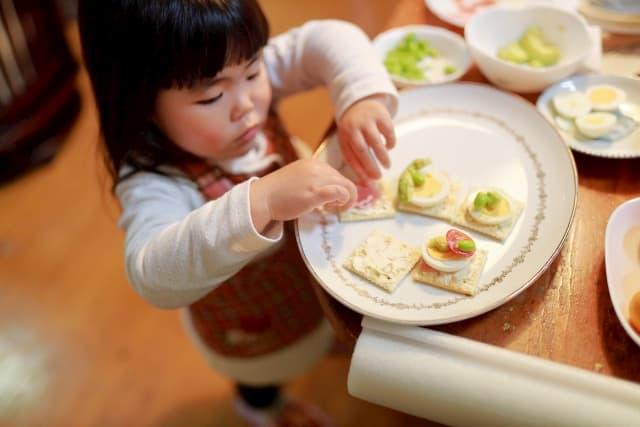 調理師さん・調理補助さん必見!保育園でつくる給食の献立の注意点3つ。