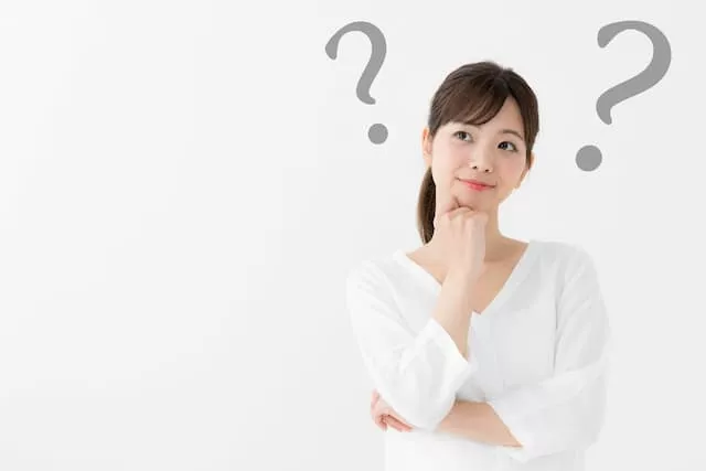 済生会病院について知りたい女性